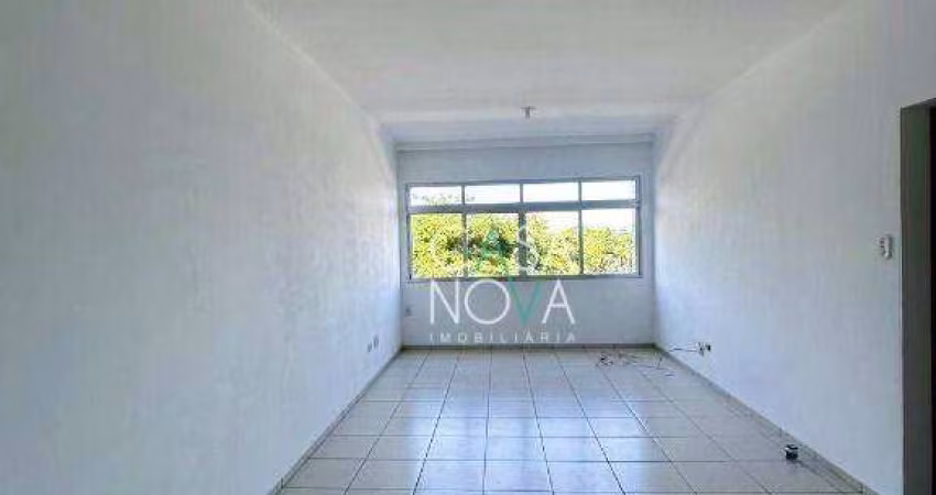Apartamento à venda na orla da praia do Embaré em Santos - SP