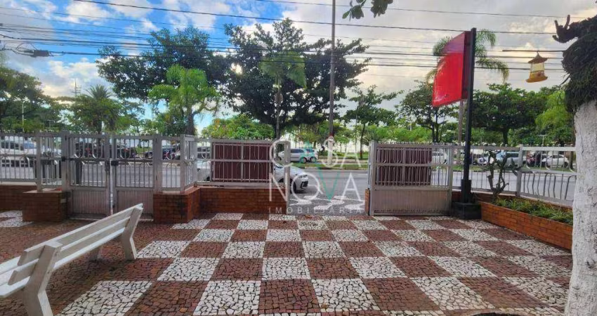 Loja comercial à venda ou locação em frente a praia do Gonzaga - Santos - SP.