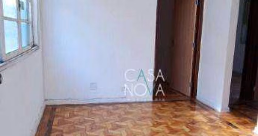 Apartamento com 2 dormitórios à venda, 53 m² por R$ 240.000,00 - Centro - São Vicente/SP
