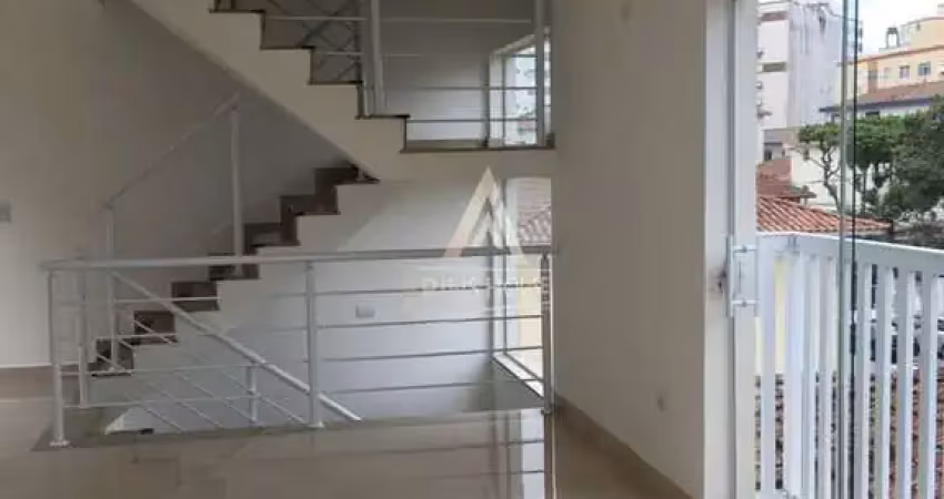 Casa Sobreposta Alta Nova para venda ou Aluguel com 380m² na Aparecida em Santos