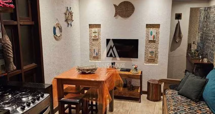 Chalé a Venda com 70m² e 2 quartos, 1 vaga em Boiçucanga -São Sebastião