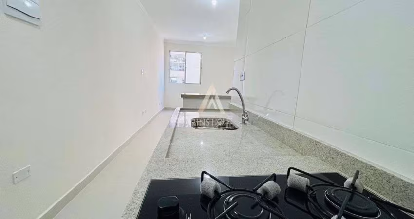 Sala Living Reformada a venda com 32m² e 1 quarto no Embaré - Santos - SP