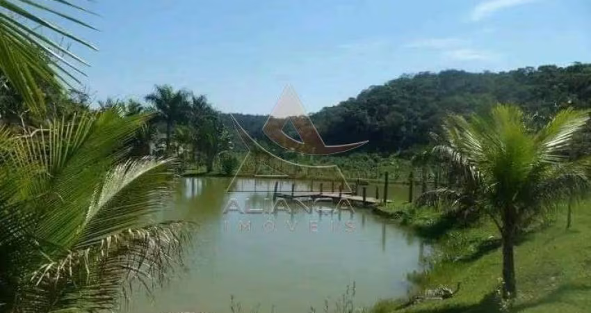 Fazenda  - Juquiá - Zona Rural