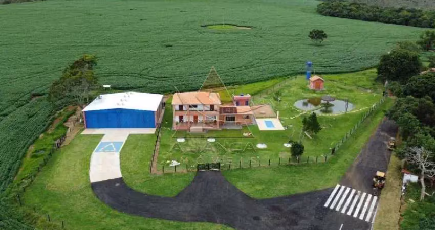 Fazenda à venda na Zona Rural, São João Batista do Glória 