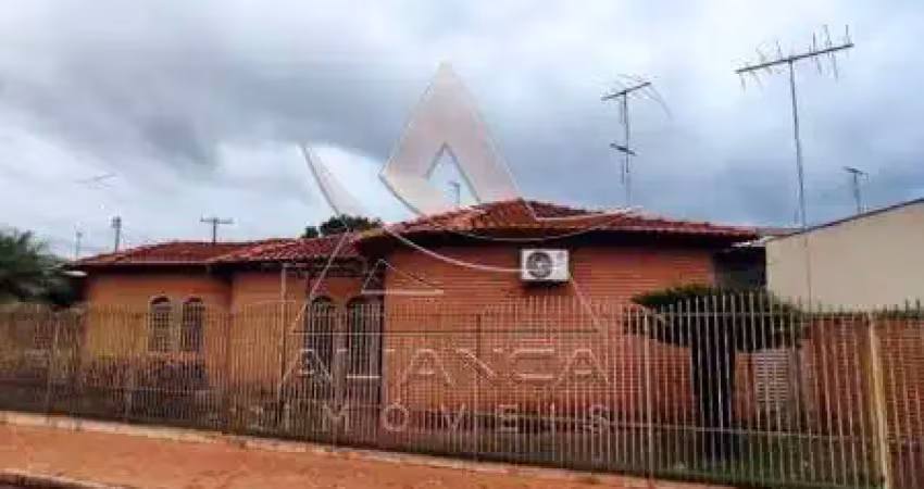 Casa com 3 quartos à venda no Centro, Jardinópolis 