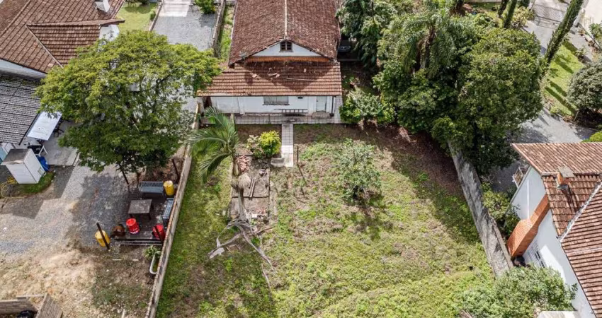 Terreno à venda na Rua Porto União, 1193, Anita Garibaldi, Joinville