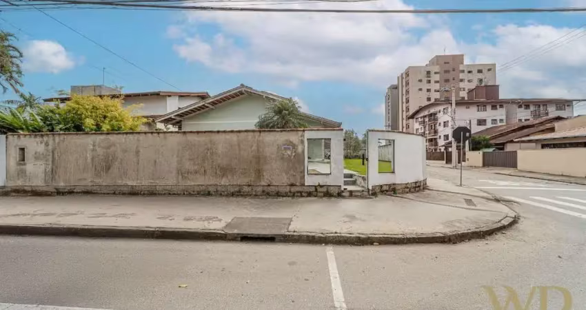 Terreno à venda na Rua Presidente Prudente de Moraes, 340, Santo Antônio, Joinville