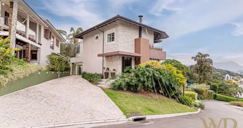 Casa em condomínio fechado com 5 quartos à venda na Rua Quinze de Novembro, 2119, Glória, Joinville