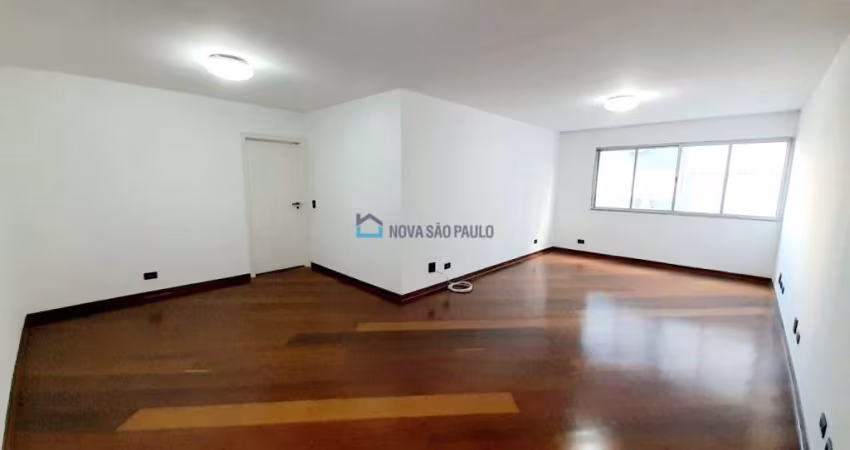 Apartamento com 3 dormitórios | 1 suíte | Alameda Lorena | Jardim Paulista