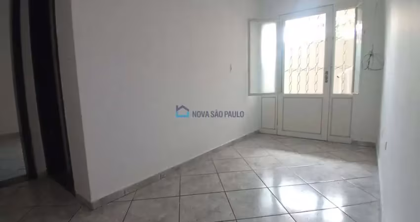 Prédio sem elevador, muito bem localizado, divisa de diadema com são paulo
