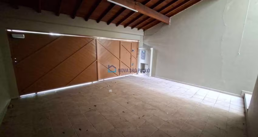 Excelente casa térrea para locação! Próximo aos metrôs Saúde e São Judas!