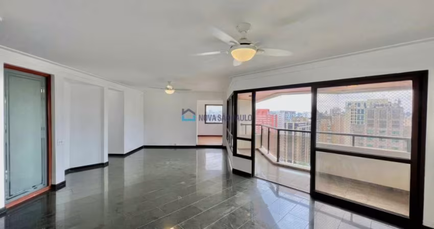 Apartamento|Locação|Moema|232m²|4 Quartos|3 Suítes|4 Vagas