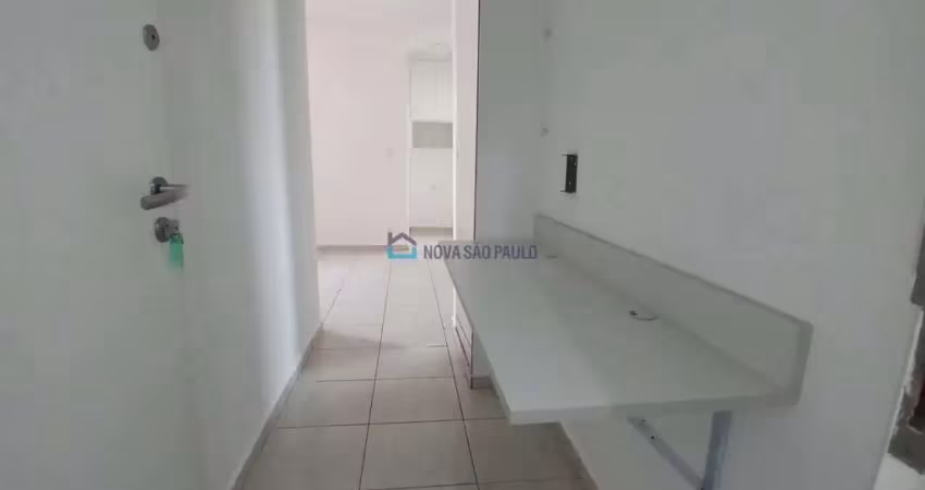Kitnet  bairro saude com 32 m², 1 vaga, em frente ao metro