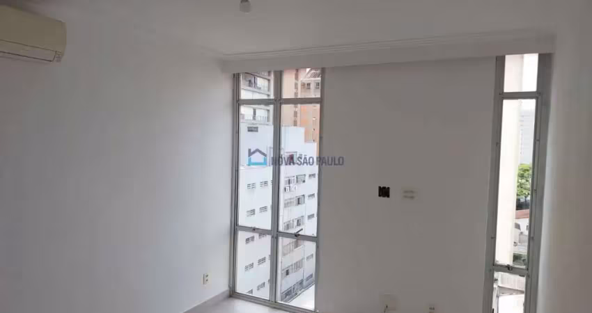 Apartamento com 2 quartos para alugar na Avenida Moema, --, Planalto Paulista, São Paulo