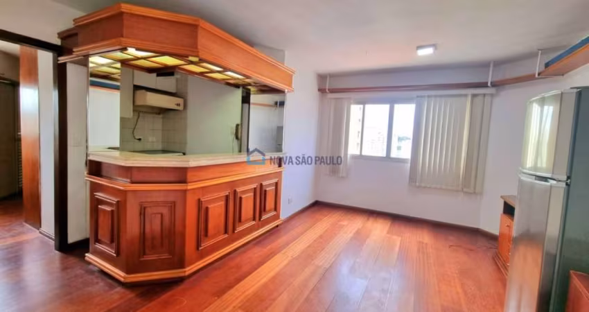 Apartamento 01 dormitório 01 vaga em Moema Índios
