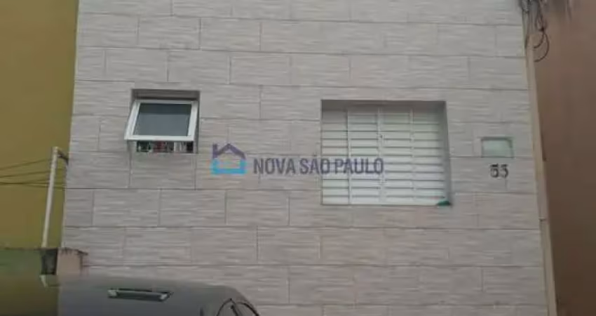 Casa bem localizado disponível para locação na vila das mercês.