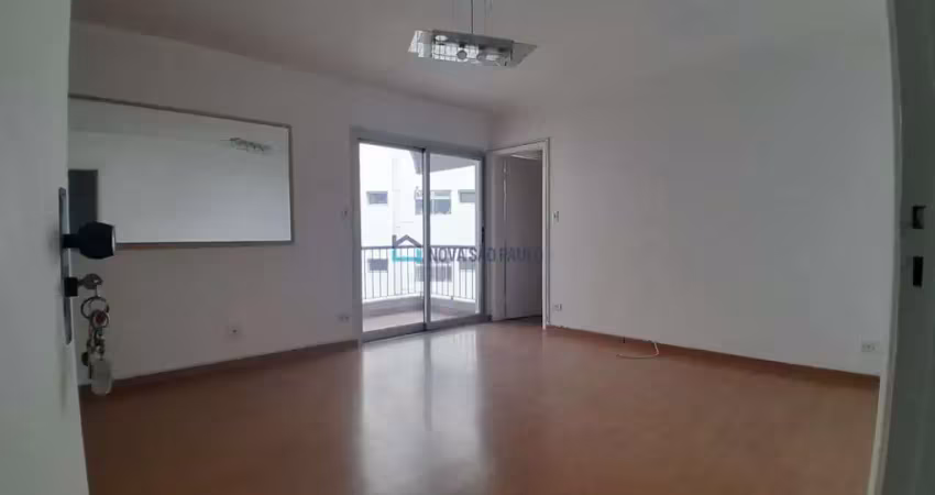 Apartamento com 2 quartos para alugar na Rua Ibituruna, --, Saúde, São Paulo