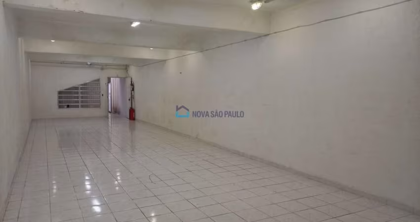 Locação. Moema. Prédio 400 m².  2 vagas.