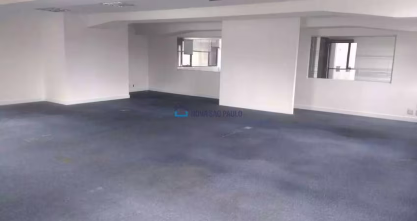 Excelente sala comercial para locação! Cidade Monções