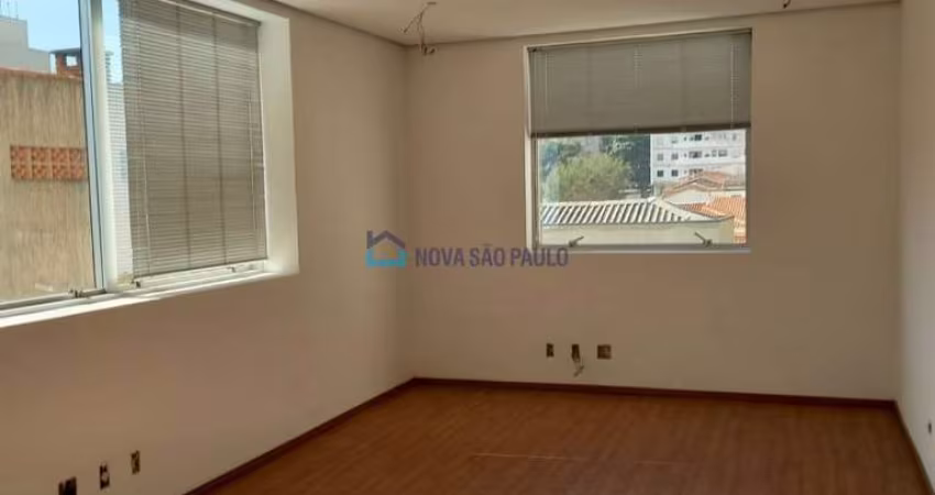 Excelente sala comercial para locação! Aclimação