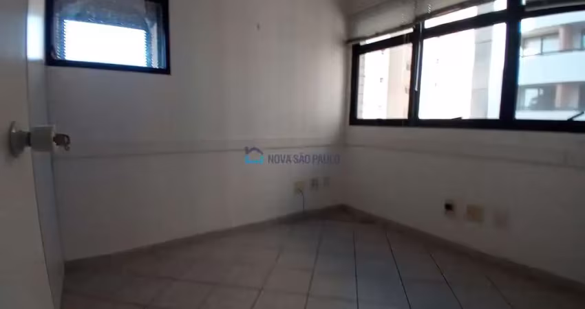 Sala comercial com 3 salas para alugar na Avenida do Café, --, Vila Guarani, São Paulo
