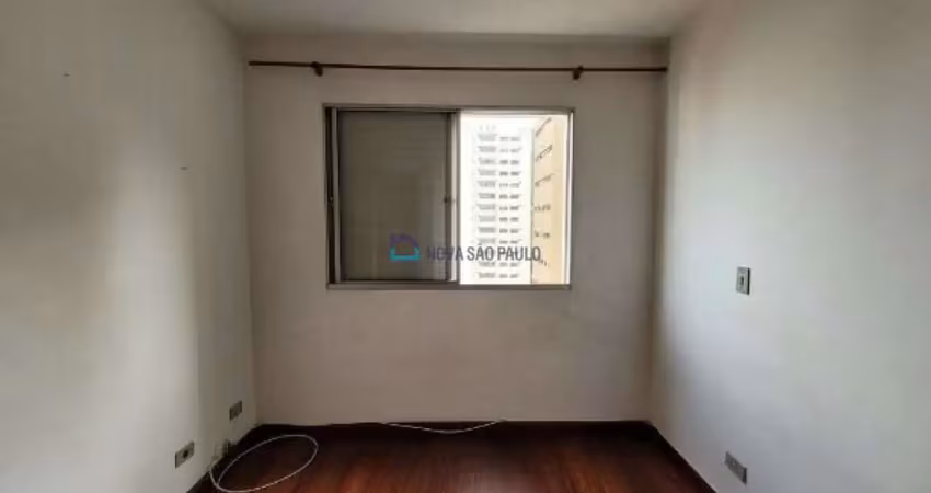 Apartamento com 2 quartos para alugar na Alameda dos Tupiniquins, --, Moema, São Paulo