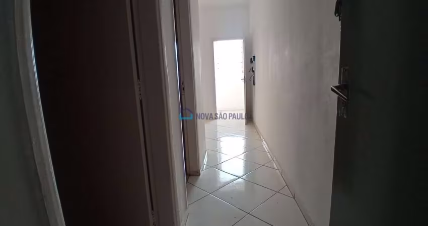 Imóvel comercial para locação! A 90 metros do metrô Saúde!