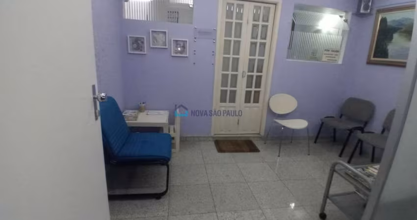 Sala Comercial ao Lado da Estação Jabaquara - Oportunidade Imperdível!