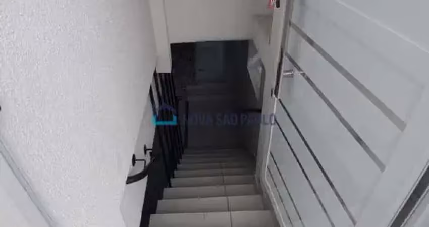 Casa comercial com 1 sala para alugar na Rua Scuvero, --, Cambuci, São Paulo