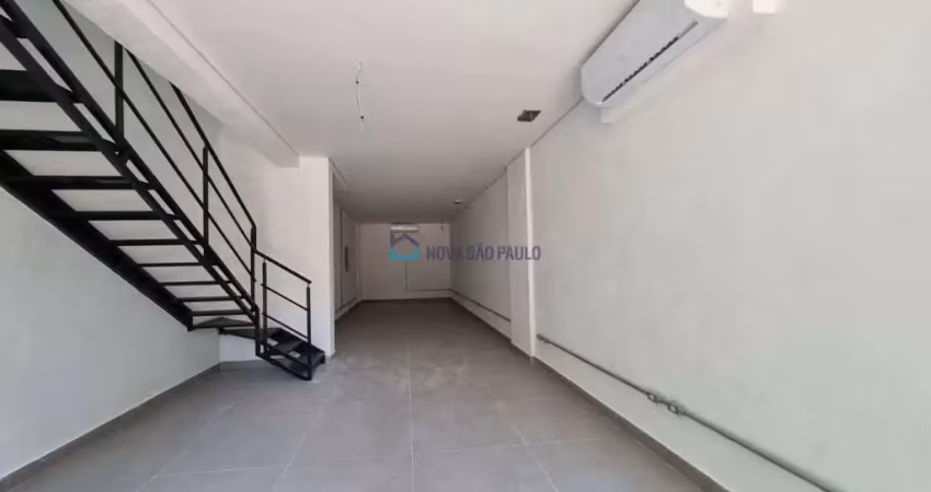 Imóvel comercial com mezanino em moema para locação, com 105m²