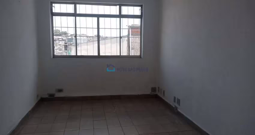 Casa com 2 quartos para alugar na Travessa Luiz Carlos Kakiuthi, --, Vila Fachini, São Paulo