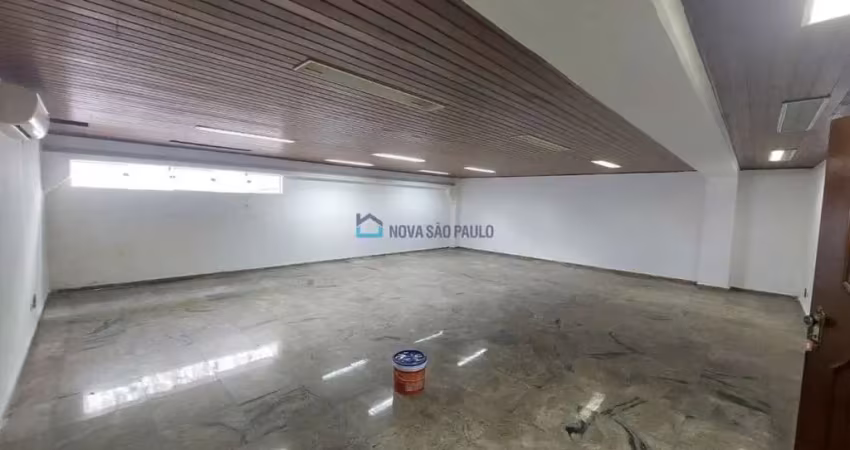Casa comercial com 16 salas para alugar na Avenida Lineu de Paula Machado, --, Jardim Everest, São Paulo