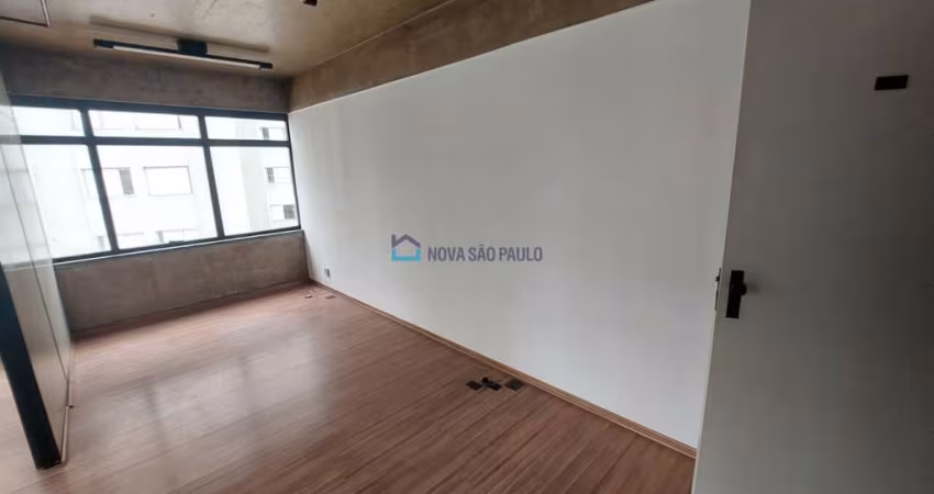 Oportunidade! Conjunto Comercial de 30,50m² para Locação na Saúde ? SP