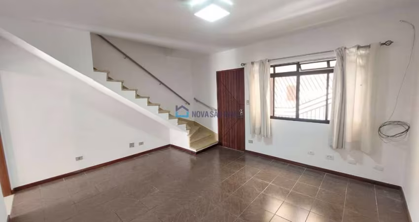Sobrado Reformado na Saúde com 2 dormitórios  e 01 vaga de garagem!!!!