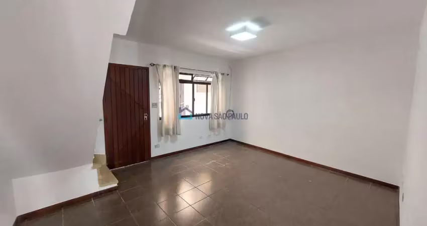 Sobrado reformado na saúde com 2 dormitórios  e 01 vaga de garagem!!!!