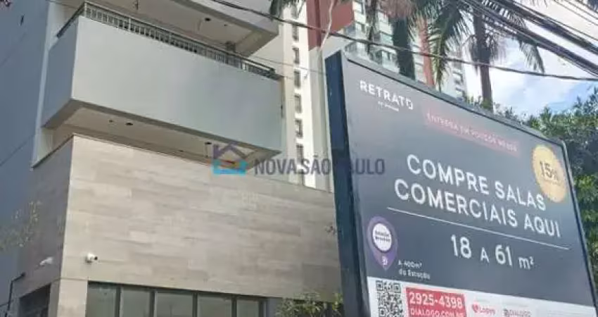 Ótima localização , prox. a Estatua Borba Gato
