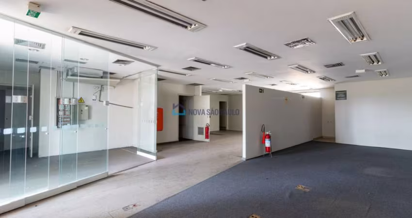 Loja  Alto de Pinheiros - 180m²