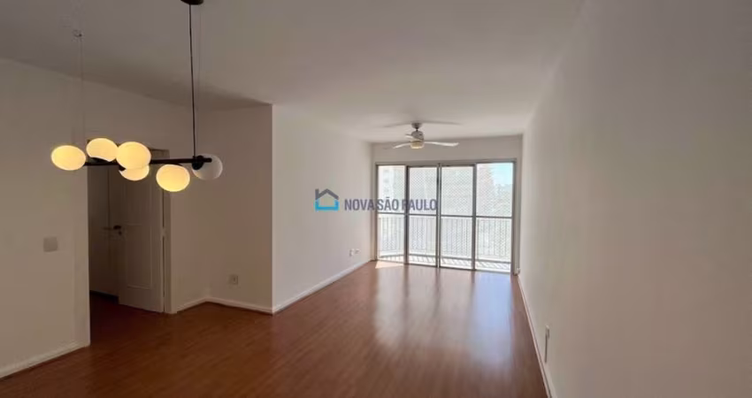 Locação | Apartamento no Campo Belo | 3 Quartos | 1 Suíte | 1 Vaga