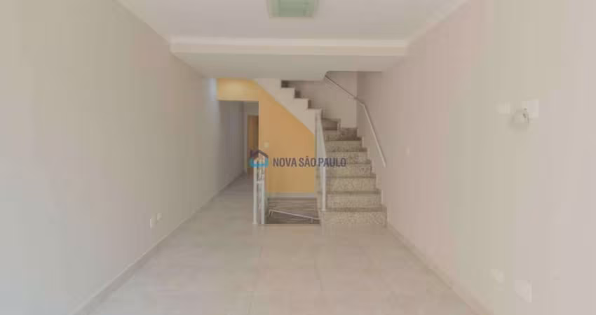 Imóvel comercial com 04 salas.