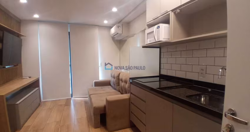 Studio na Saúde. 27m² com 1 Dorm Terraço, Vista Livre, e Lazer com Piscina coberta. Andar alto