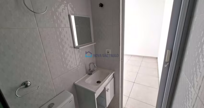 excelente localização , próximo a comércios , prox. a Av. do Estado