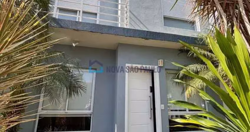 Casa em condomínio fechado com 2 quartos para alugar na Rua Pais de Andrade, --, Aclimação, São Paulo