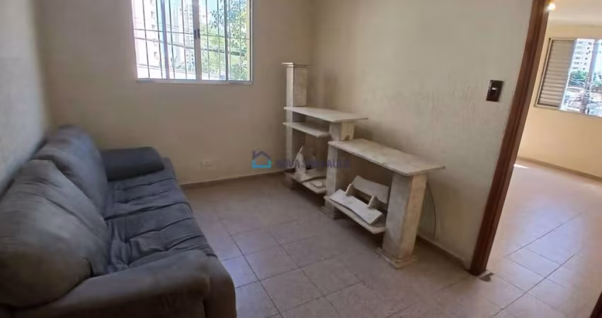 Casa com 01 dormitório na Vila Santa Catarina