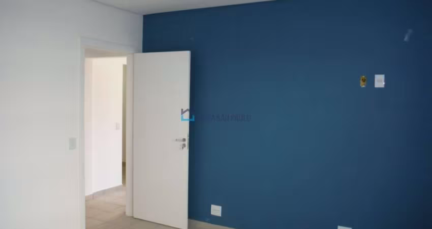 Casa Térrea com 02 dormitórios - Cidade Vargas