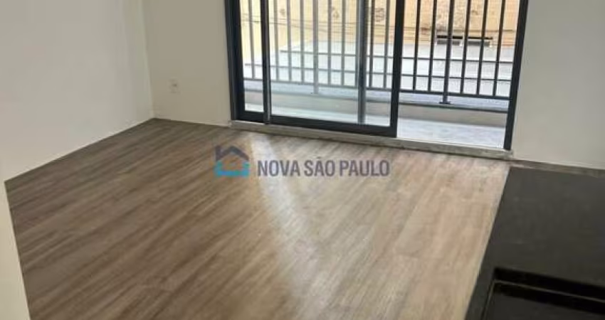 Studio na Vila Mariana Com 01 dormitório
