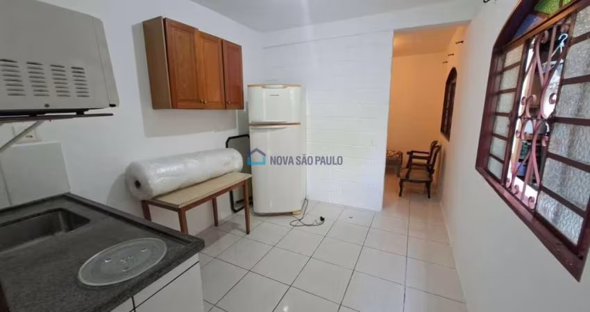 Casa de vila para locação! Imediação do metrô Jabaquara!