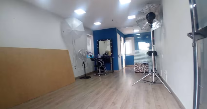 Sala Comercial próxima ao Metrô -paraiso 01 Vaga !