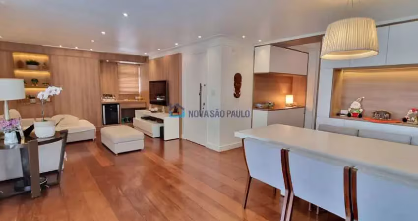 Apartamento com 3 suítes para alugar na Aclimação
