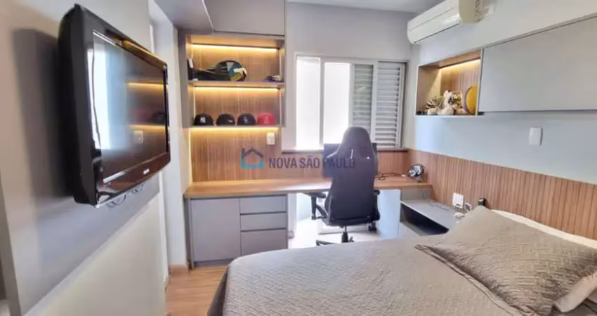 Apartamento com 3 quartos para alugar na Rua Rodrigo Cláudio, --, Aclimação, São Paulo