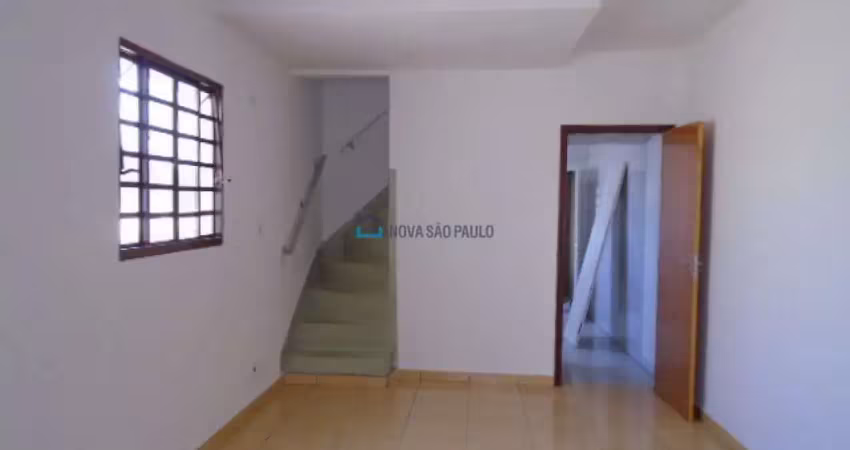 Ótimo sobrado com 2 dormitórios, 1 vaga, Vila Guarani